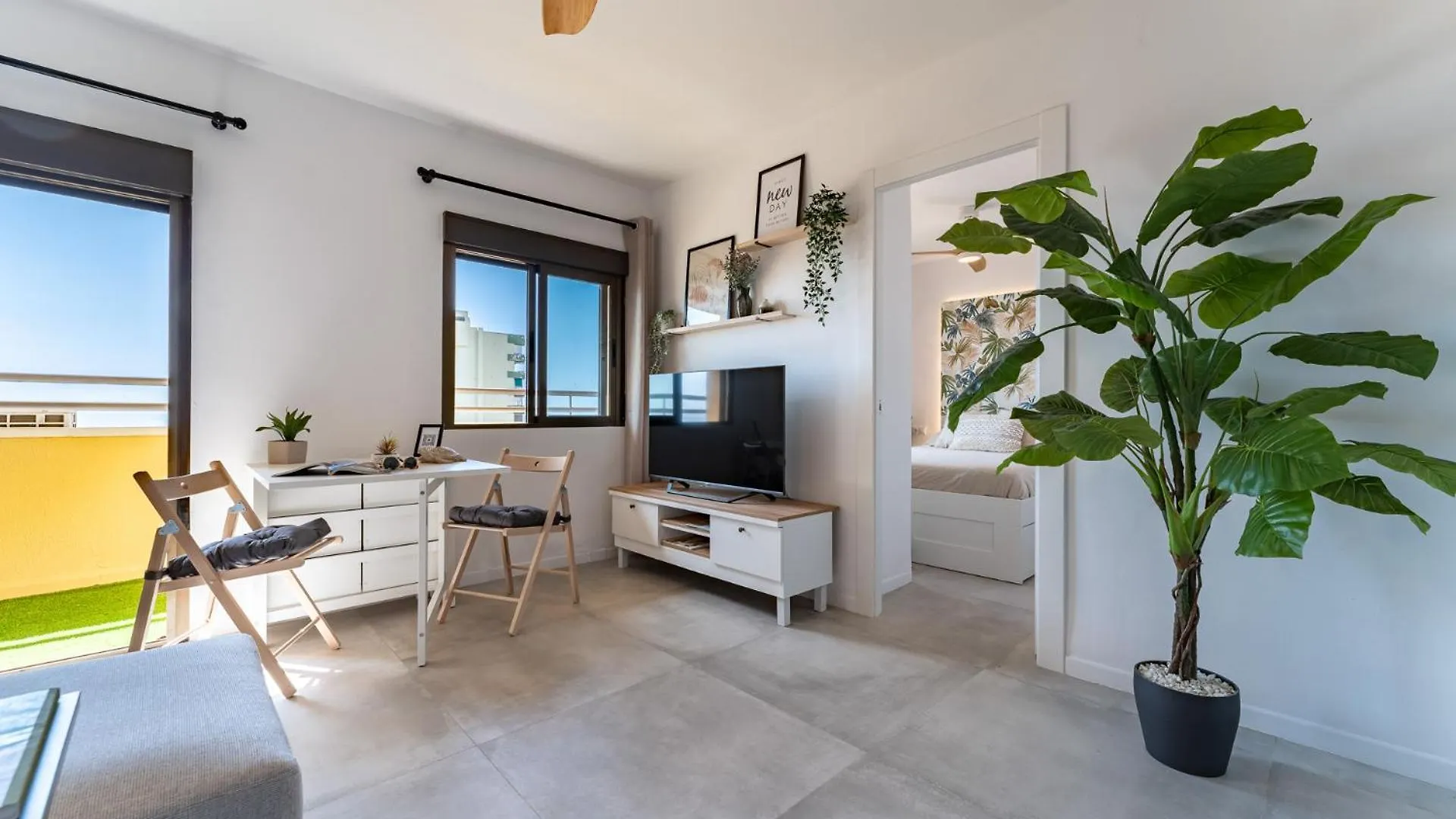 Apartment Brandnew Beachapartment - 2 Minutes Walking Distance To Beachside Aguadulce