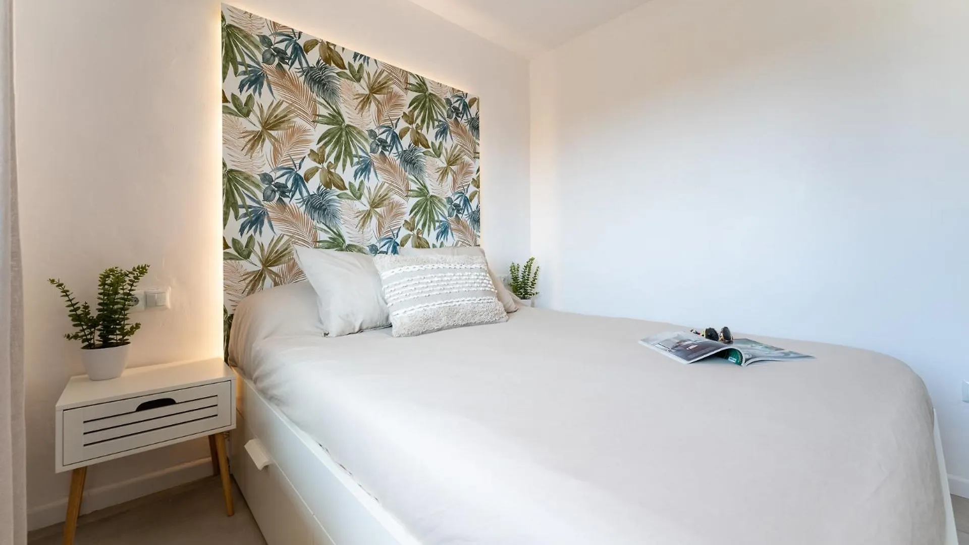 Apartment Brandnew Beachapartment - 2 Minutes Walking Distance To Beachside Aguadulce  Spain