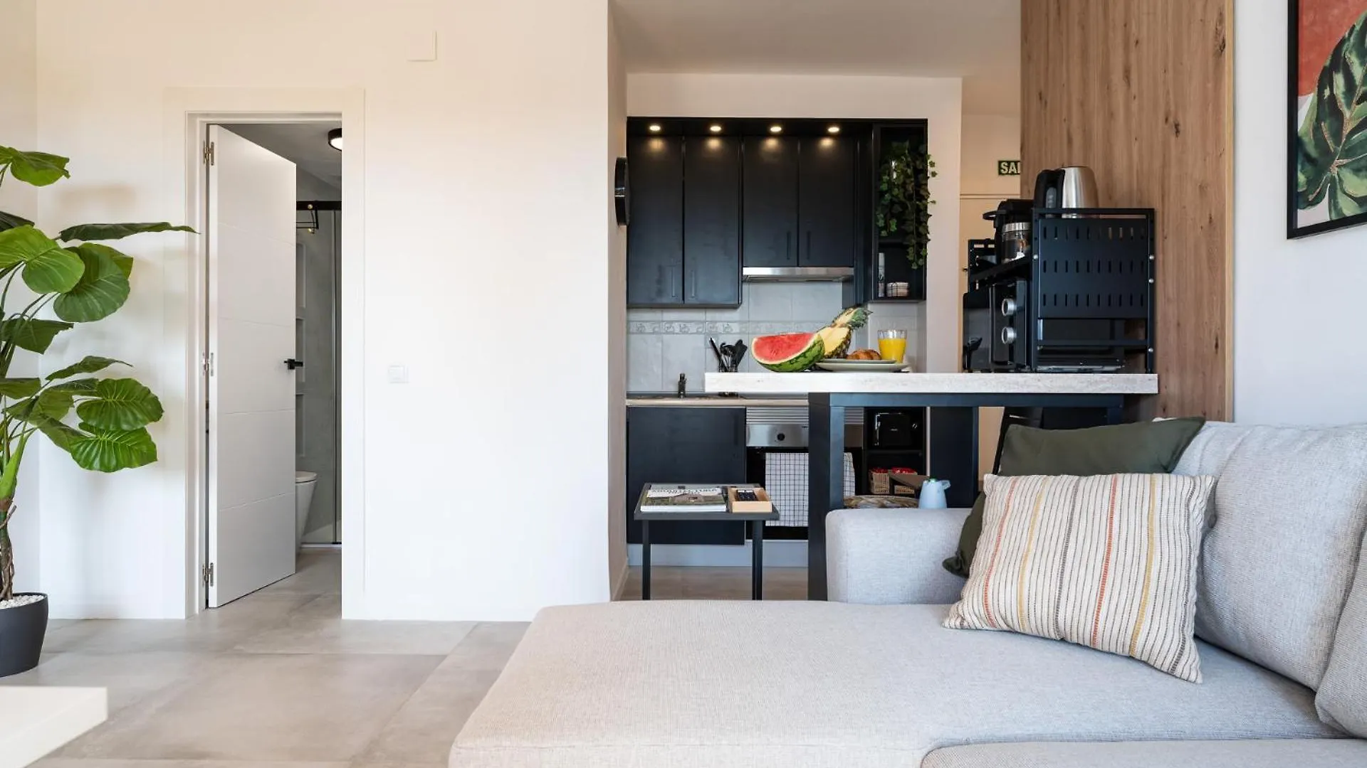 Brandnew Beachapartment - 2 Minutes Walking Distance To Beachside Aguadulce  Aguadulce (Almeria)